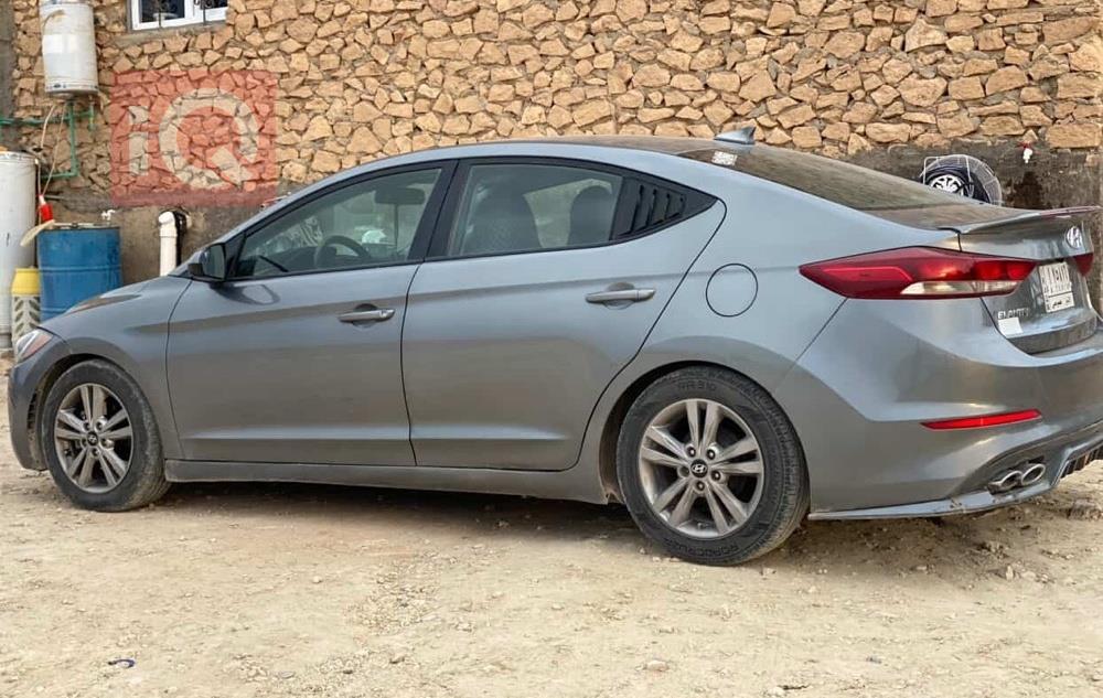 هیوندای ئەلەنترا